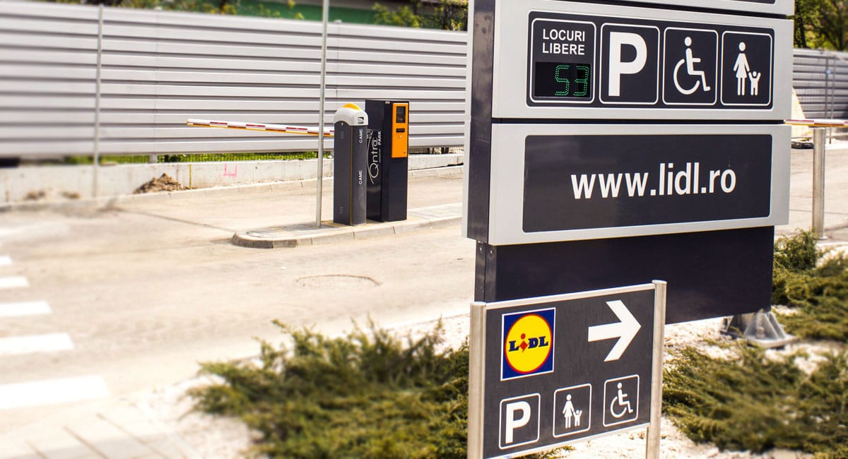 parcare supermarket lidl pitesti afisaj electronic qntra